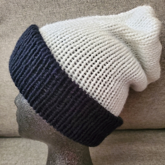 Reversible Handmade Unisex Beanie - Picture 1 of 3